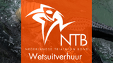 NTB: Mannen wetsuitverhuur